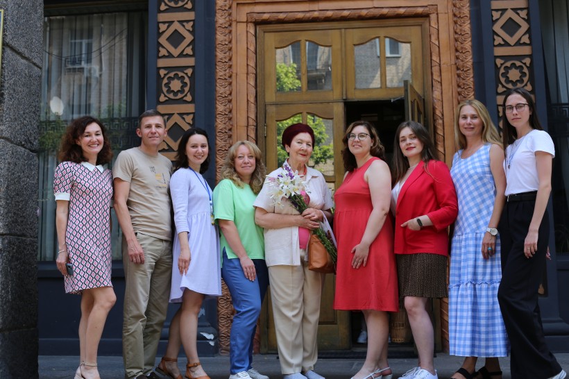 На фотографії зображено учасники навчання