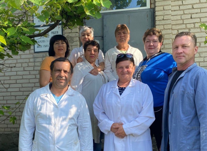 На фотографії зображені фахівці Держпродспоживслужби в Запорізькій області