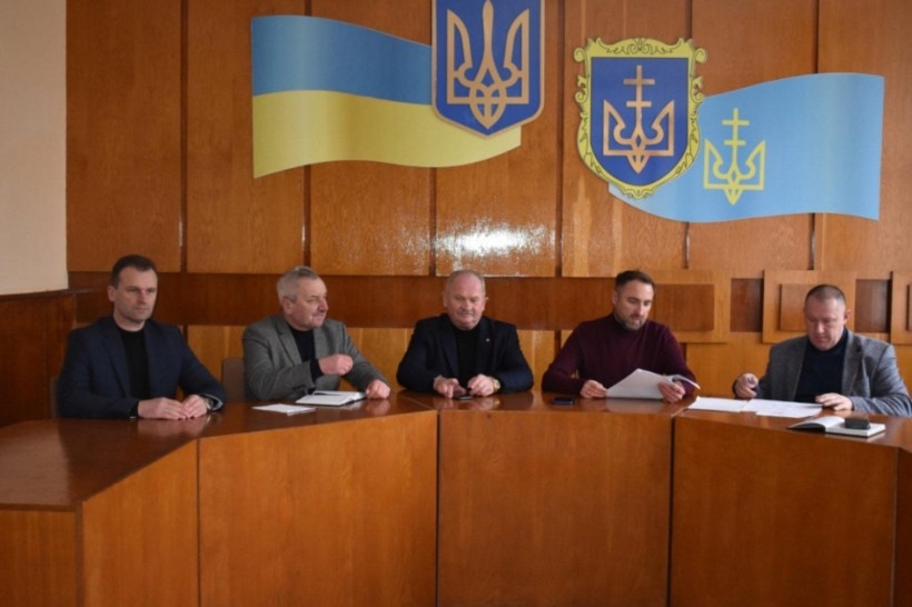 На малюнку зображені учасники заходу