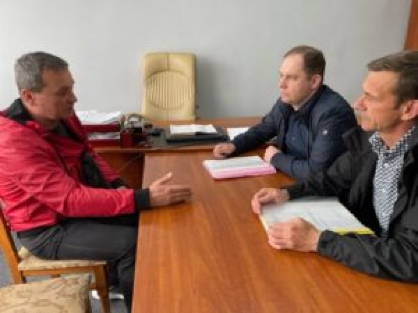 на малюнку- учасники заходу
