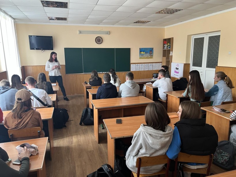 на малюнку - учасники заходу