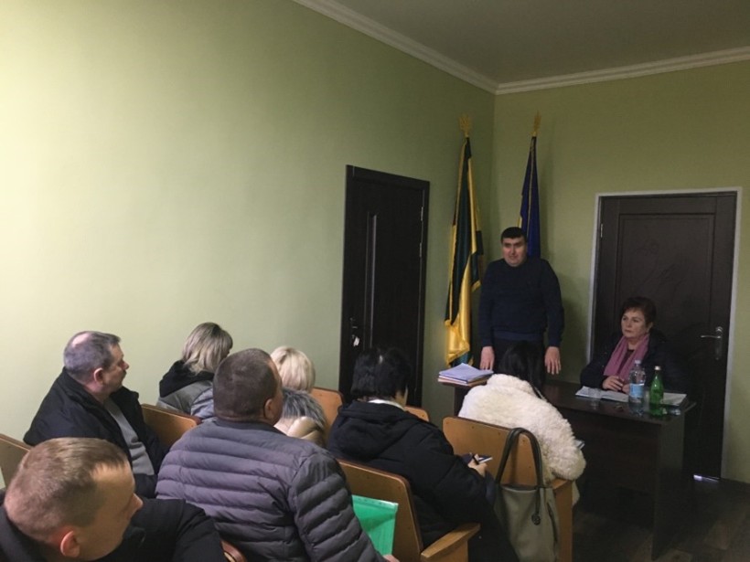 На малюнку зображено учасників заходу
