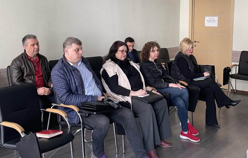 На малюнку зображені учасники заходу