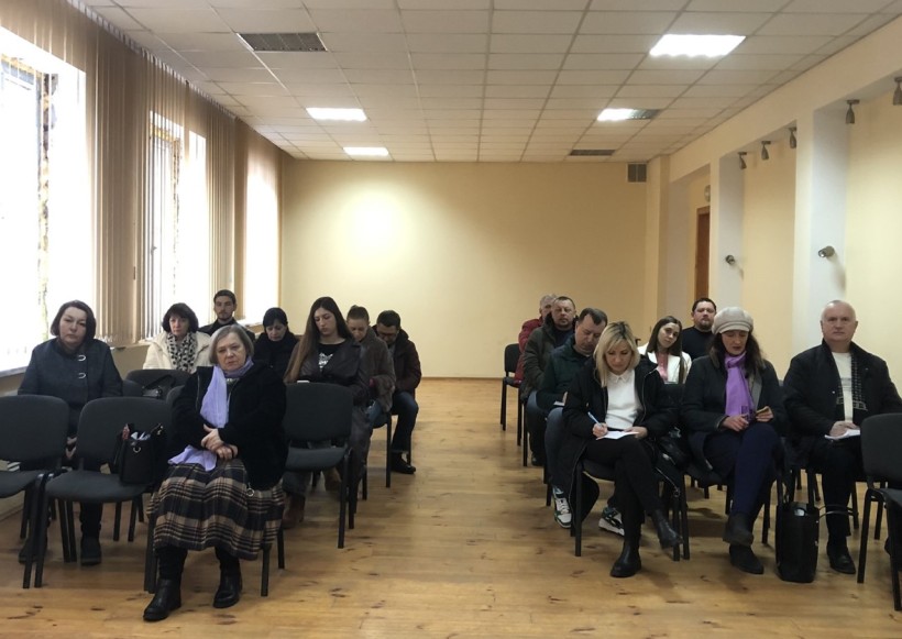 На малюнку зображені учасники заходу