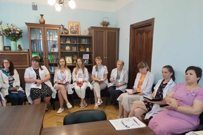 на фото учасники заходу