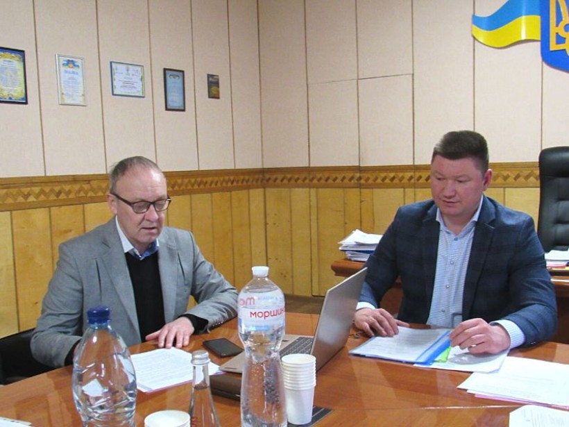 На малюнку зображені учасники заходу