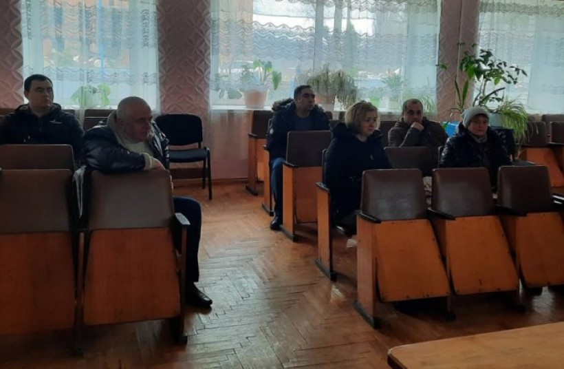 На малюнку зображені учасники заходу