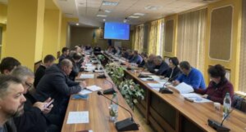 на малюнку зображені учасники заходу
