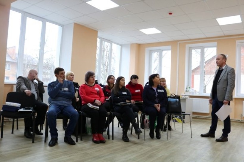 На фото зображені учасники заходу