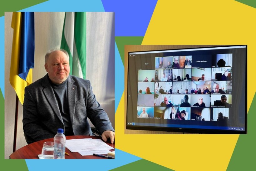 На фото зображений Юрій Павлішен під час онлайн-наради.