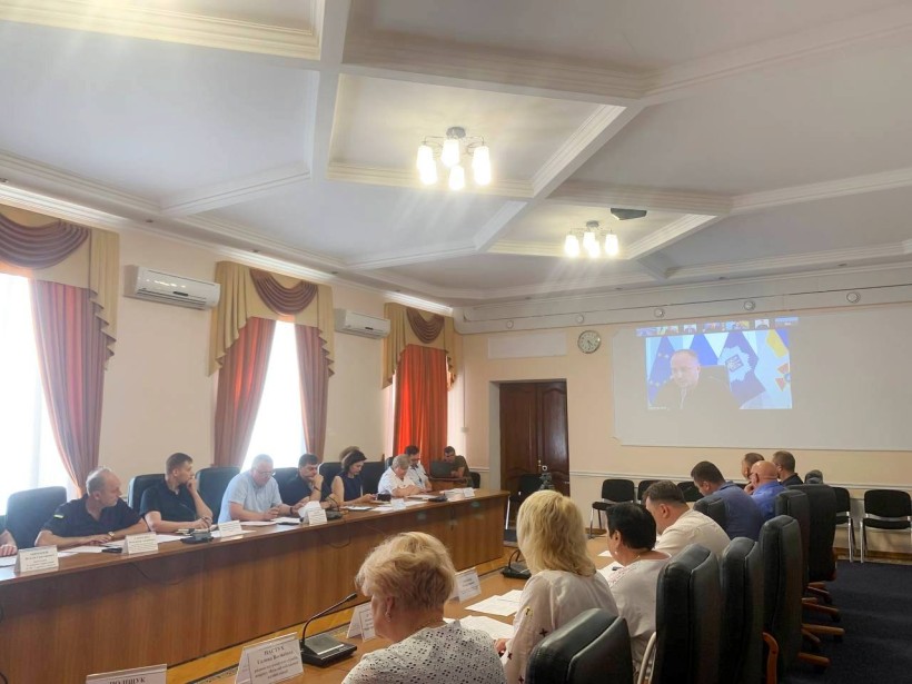 на фото учасники заходу