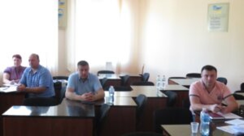 на фото учасники заходу